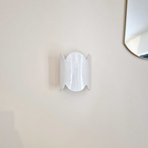 LA VAGUE – Applique grès émaillé blanc cassé (grand modèle).