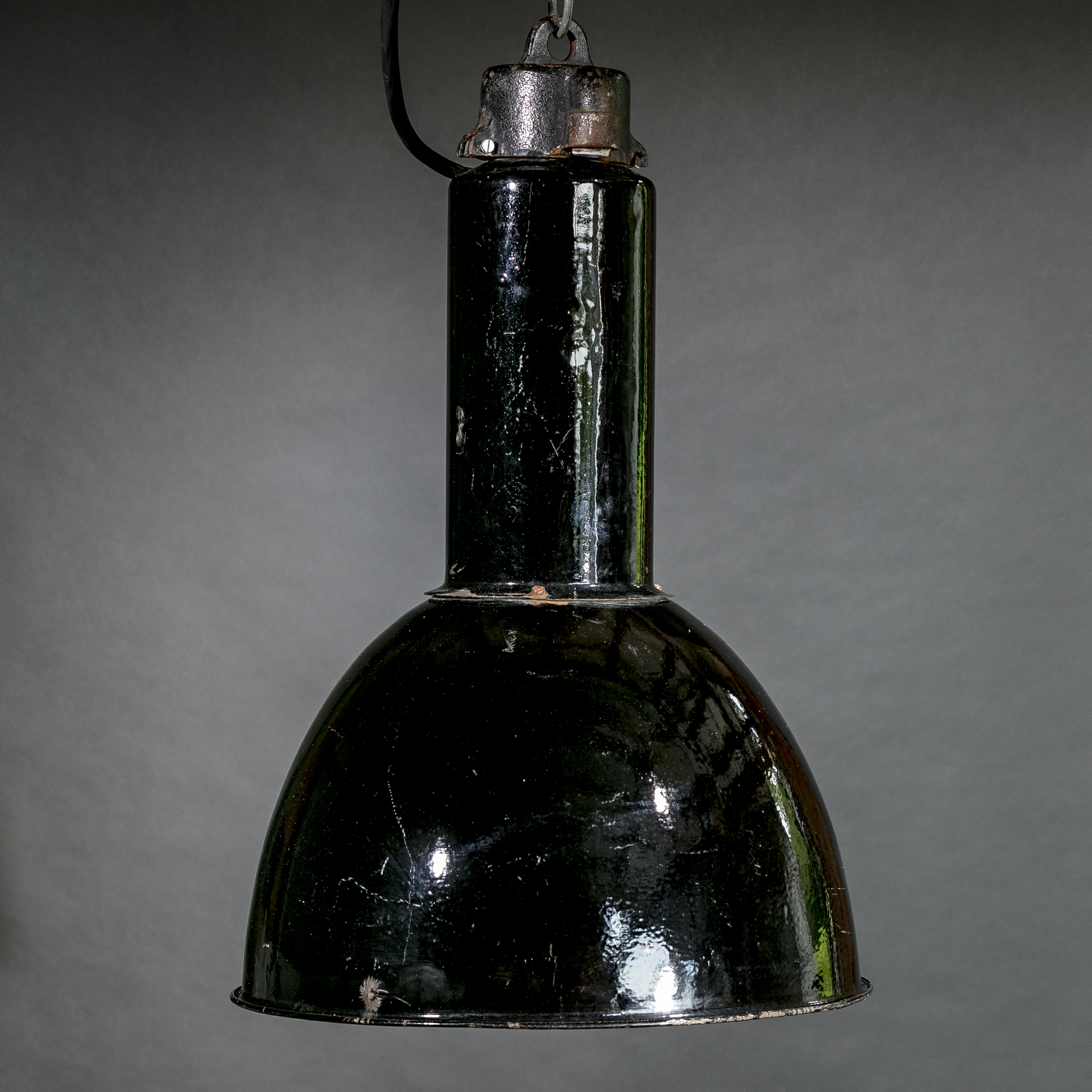 Lampe industrielle émaillée noire – Berlin – Image 2